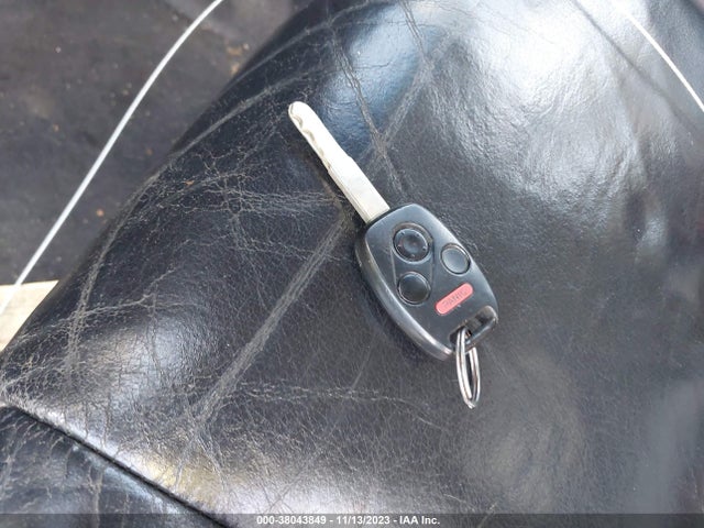 2005 HONDA ACCORD SDN EX-L VIN: 1HGCM55855A082579