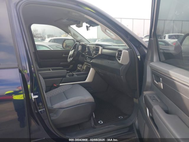 5TFLA5AB8NX017358 Toyota Tundra Sr5