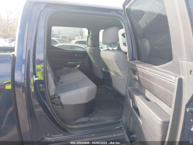 5TFLA5AB8NX017358 Toyota Tundra Sr5