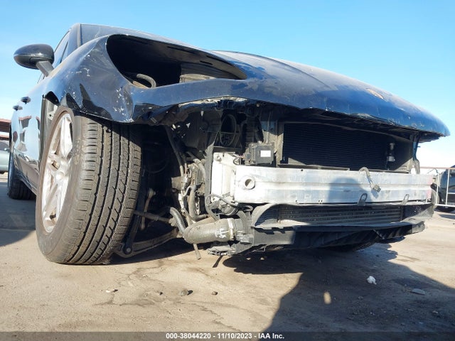 2018 PORSCHE MACAN WP1AA2A59JLB05206 Photo 5