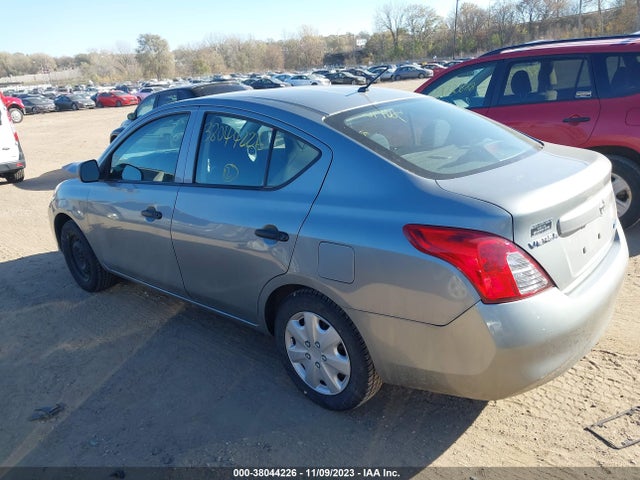 Nissan VERSA S 2014 3N1CN7AP0EL842630 Image 3