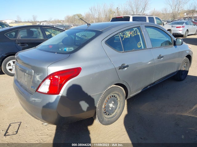 Nissan VERSA S 2014 3N1CN7AP0EL842630 Image 4