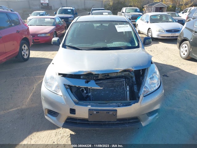 Nissan VERSA S 2014 3N1CN7AP0EL842630 Image 6