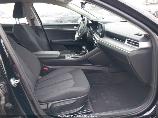 5XXG14J28MG018690 KIA K5 LXS