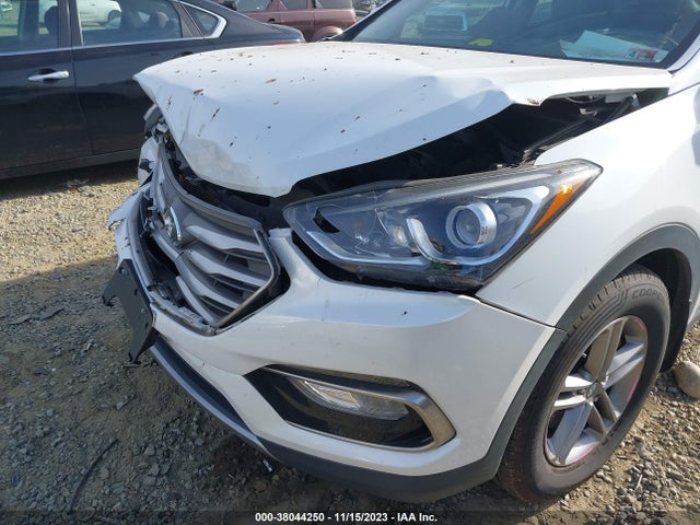 2017 HYUNDAI SANTA FE SPORT 2.4L VIN: 5XYZUDLB6HG422229