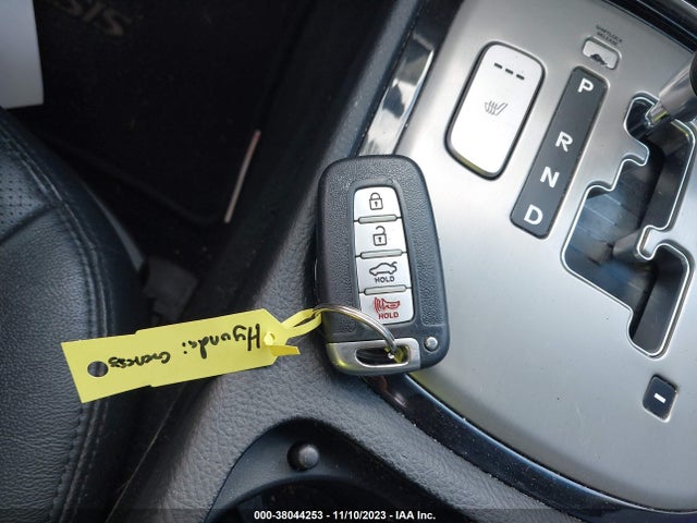 2014 HYUNDAI GENESIS 3.8 VIN: KMHGC4DD5EU263929