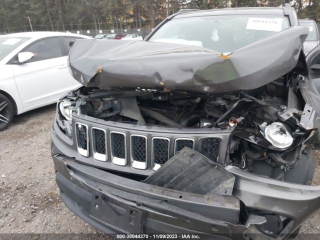 1C4NJCBA8GD641720 Jeep Compass Sport