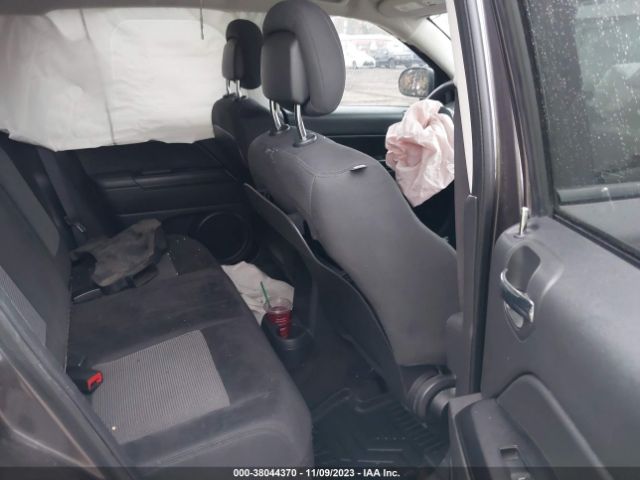 1C4NJCBA8GD641720 Jeep Compass Sport