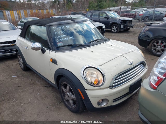 2009 MINI COOPER WMWMR33559TU96745 Photo 0