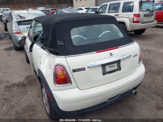 2009 MINI COOPER WMWMR33559TU96745 Photo 2