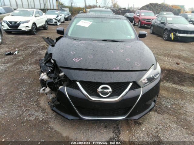 1N4AA6AP3JC380862 Nissan MAXIMA SL