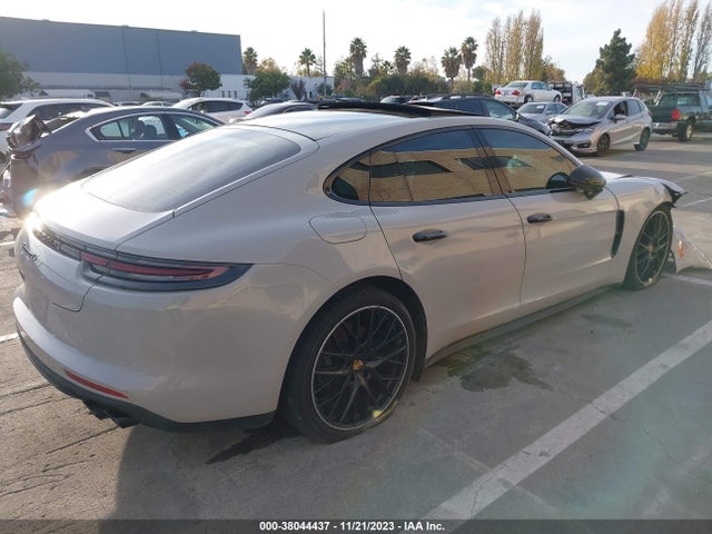 2018 PORSCHE PANAMERA WP0AB2A77JL133053 Photo 3