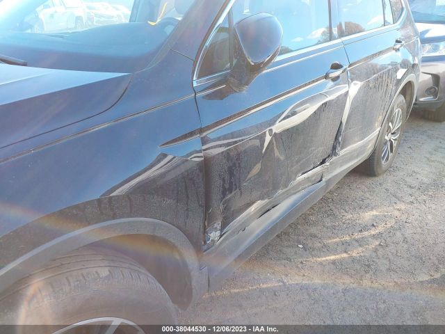 2020 VOLKSWAGEN TIGUAN 3VV3B7AX3LM037090 Photo 5