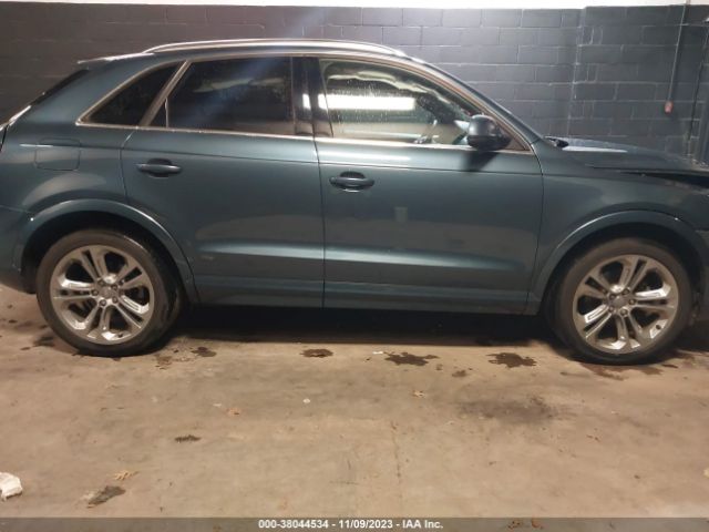 WA1EFCFS7GR021913 Audi Q3 2.0t Premium Plus