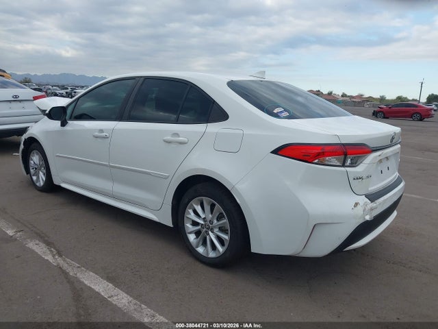 Toyota COROLLA LE 2020 5YFHPRAE8LP092286 Image 3