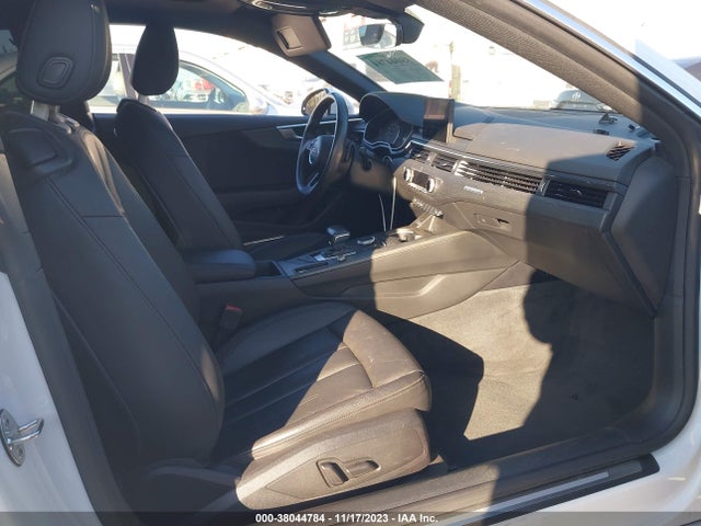 WAUNNAF5XJA009829 Audi A5 2.0t Premium