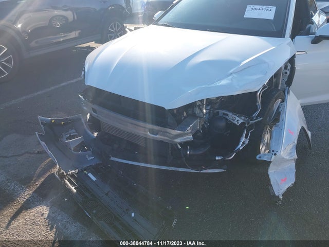 WAUNNAF5XJA009829 Audi A5 2.0t Premium