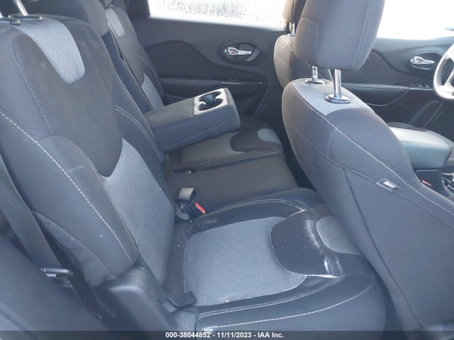 2016 JEEP CHEROKEE SPORT VIN: 1C4PJLAB9GW284135