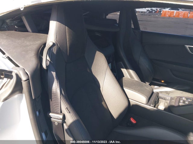 2019 JAGUAR F-TYPE SAJDD1EV6KCK60258 Photo 7