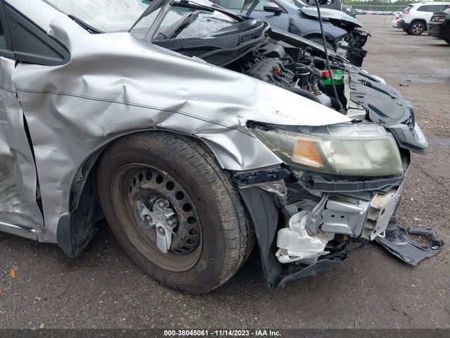 2014 HONDA CIVIC LX VIN: 19XFB2F53EE041580