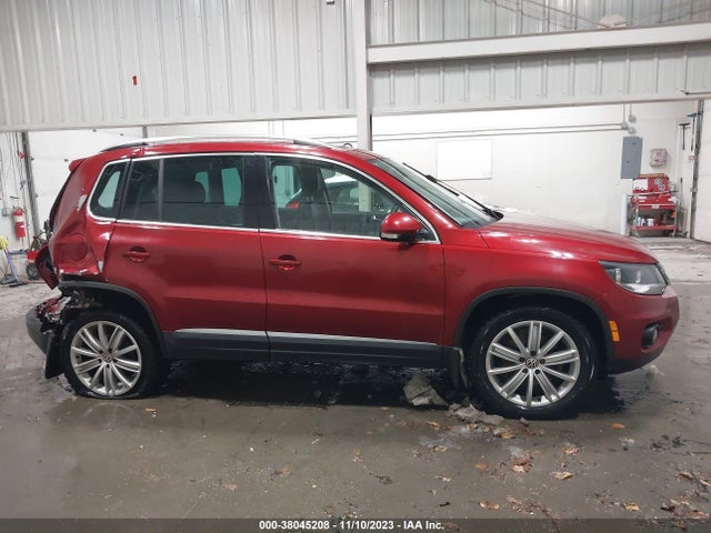 WVGBV3AXXEW050539 Volkswagen Tiguan Sel