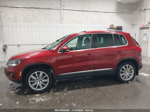 WVGBV3AXXEW050539 Volkswagen Tiguan Sel