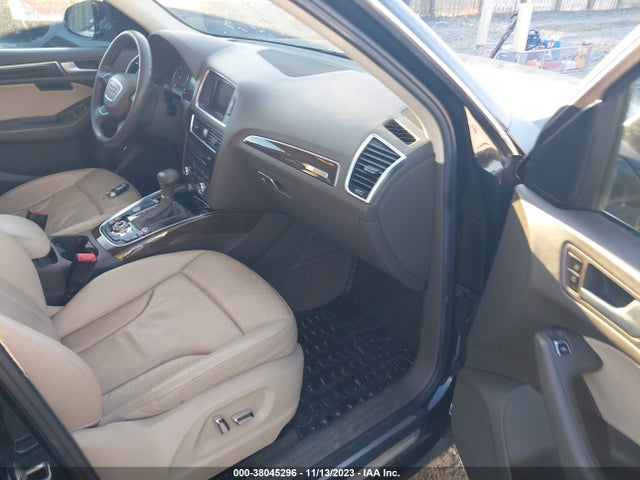 WA1DGAFP6EA061825 Audi Q5 3.0t Premium Plus