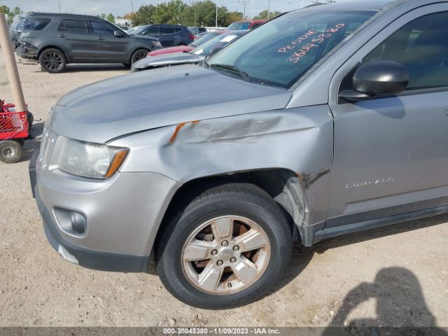 1C4NJCBA7GD547439 Jeep Compass Sport