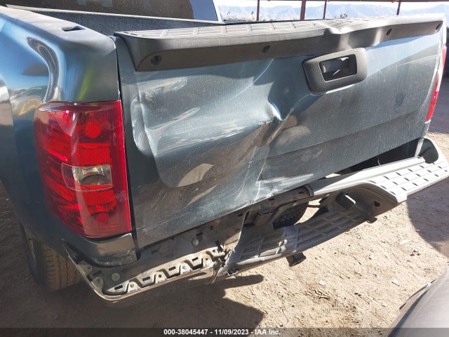 2010 CHEVROLET SILVERADO 1500 LT VIN: 3GCRCSE04AG124224