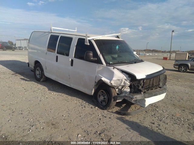 Chevrolet Express 2500 Work Van 2018 1GCWGAFG3J1166539 Image 1