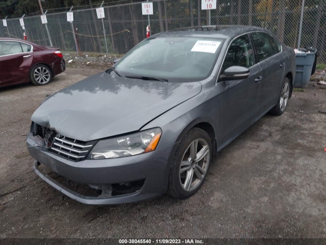 1VWBV7A32FC040225 Volkswagen Passat 2.0l Tdi Se