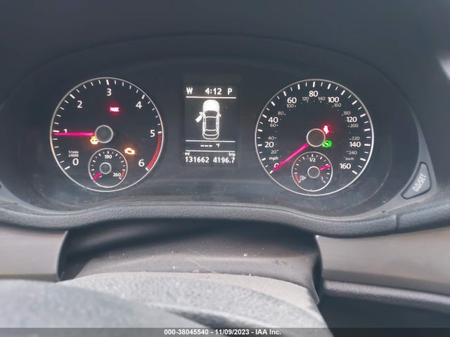 1VWBV7A32FC040225 Volkswagen Passat 2.0l Tdi Se