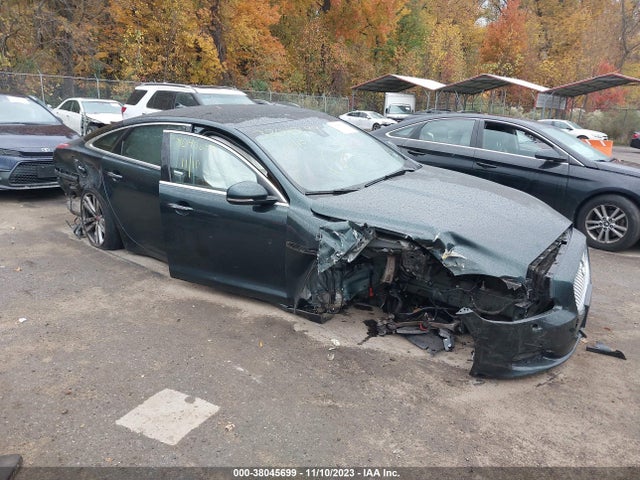 2014 JAGUAR XJ SAJWJ2GD9E8V74523 Photo 0