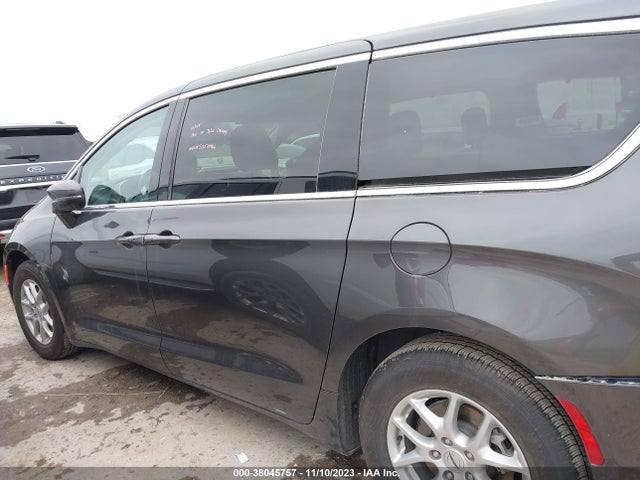 Chrysler Pacifica Touring L 2023 2C4RC1BG1PR601058 Image 14