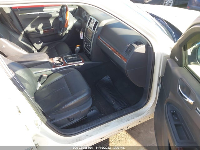 2010 CHRYSLER 300 LIMITED VIN: 2C3CA3CV8AH141497