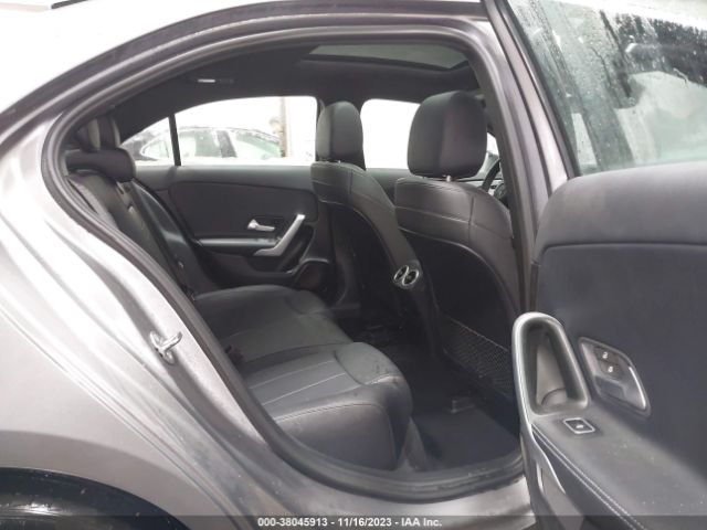 WDD3G4FB5KW029184 Mercedes-Benz A 220 4matic