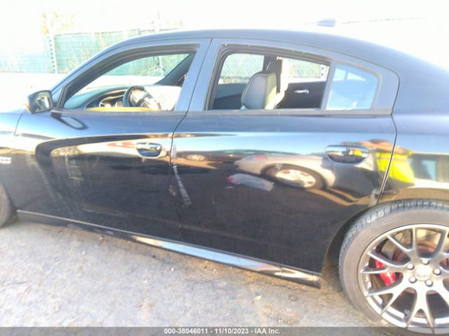 2C3CDXEJ9GH122281 Dodge Charger Srt 392