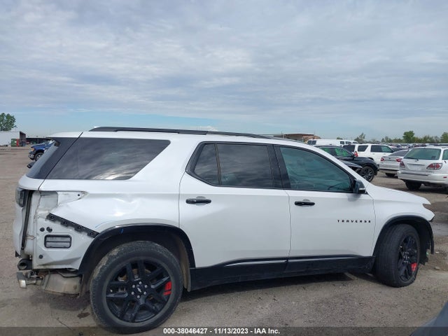 Chevrolet Traverse Premier 2018 1GNERKKW7JJ252856 Image 14