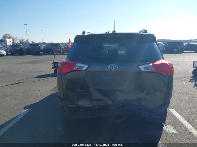 2013 TOYOTA RAV4 XLE VIN: 2T3RFREV1DW047618