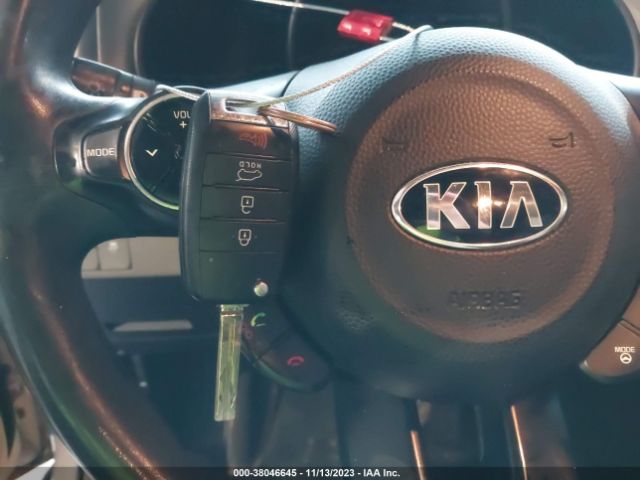 KNDJN2A26F7156755 KIA Soul