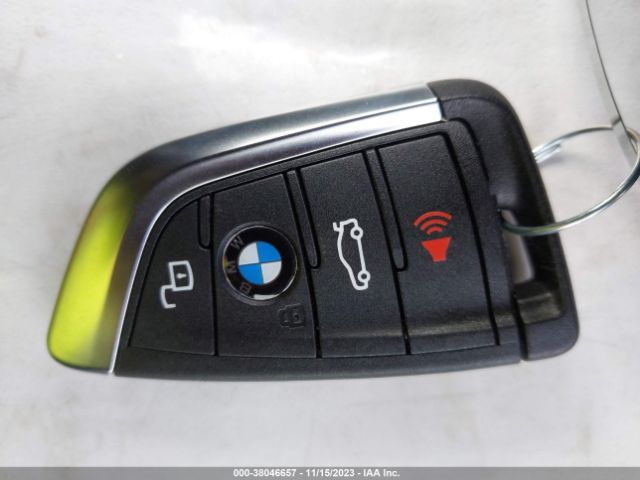 5UX83DP09N9M46611 BMW X3 M40i