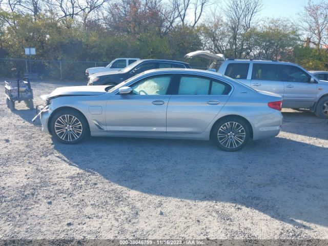WBAJB1C59KB375417 BMW 530e Xdrive Iperformance