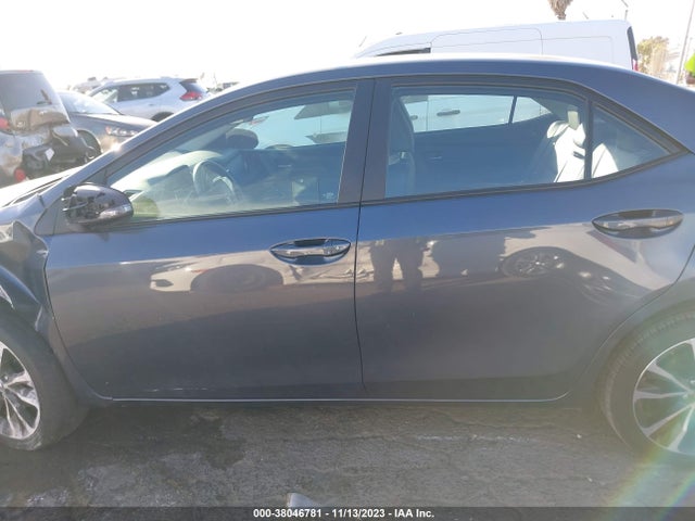 Toyota COROLLA SE 2017 5YFBURHE3HP637497 Image 33
