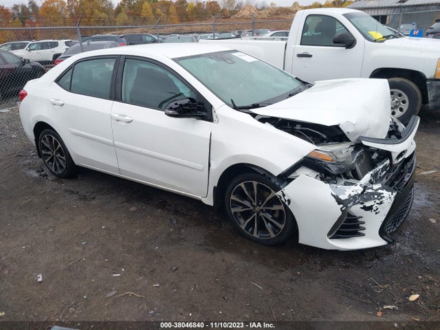 Toyota COROLLA SE 2017 5YFBURHE1HP633710 zdjęcie główne