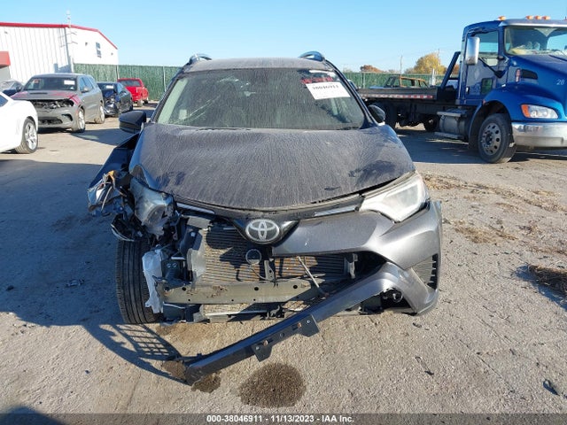 Toyota RAV4 LE 2017 2T3BFREV3HW621403 Image 13