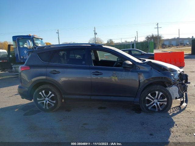 Toyota RAV4 LE 2017 2T3BFREV3HW621403 Image 14