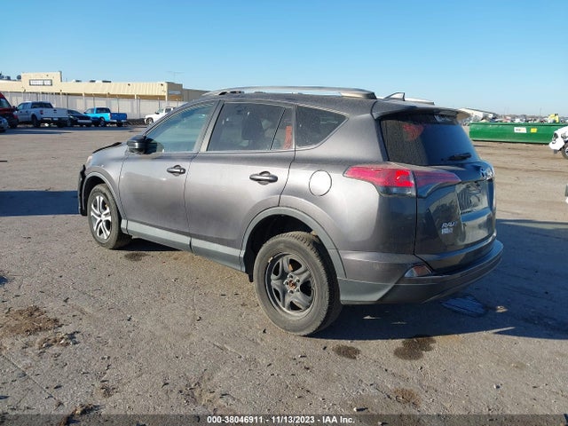 Toyota RAV4 LE 2017 2T3BFREV3HW621403 Image 3