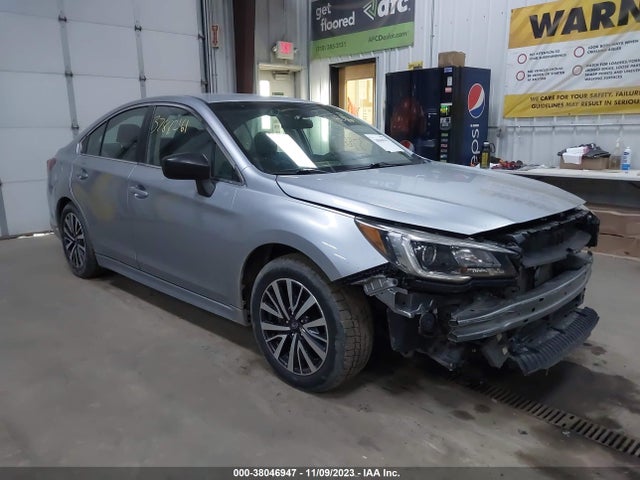 Subaru LEGACY 2019 4S3BNAB60K3002690 Image 1