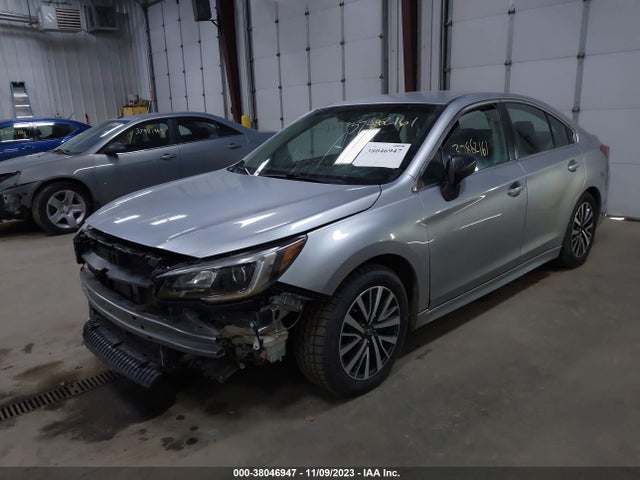 Subaru LEGACY 2019 4S3BNAB60K3002690 Image 2