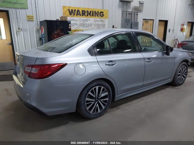 Subaru LEGACY 2019 4S3BNAB60K3002690 Image 4